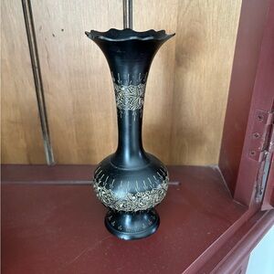 7” Grecian designed Vase